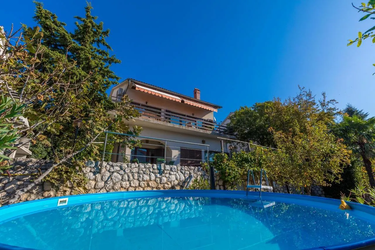 Dramalj Queen Villa